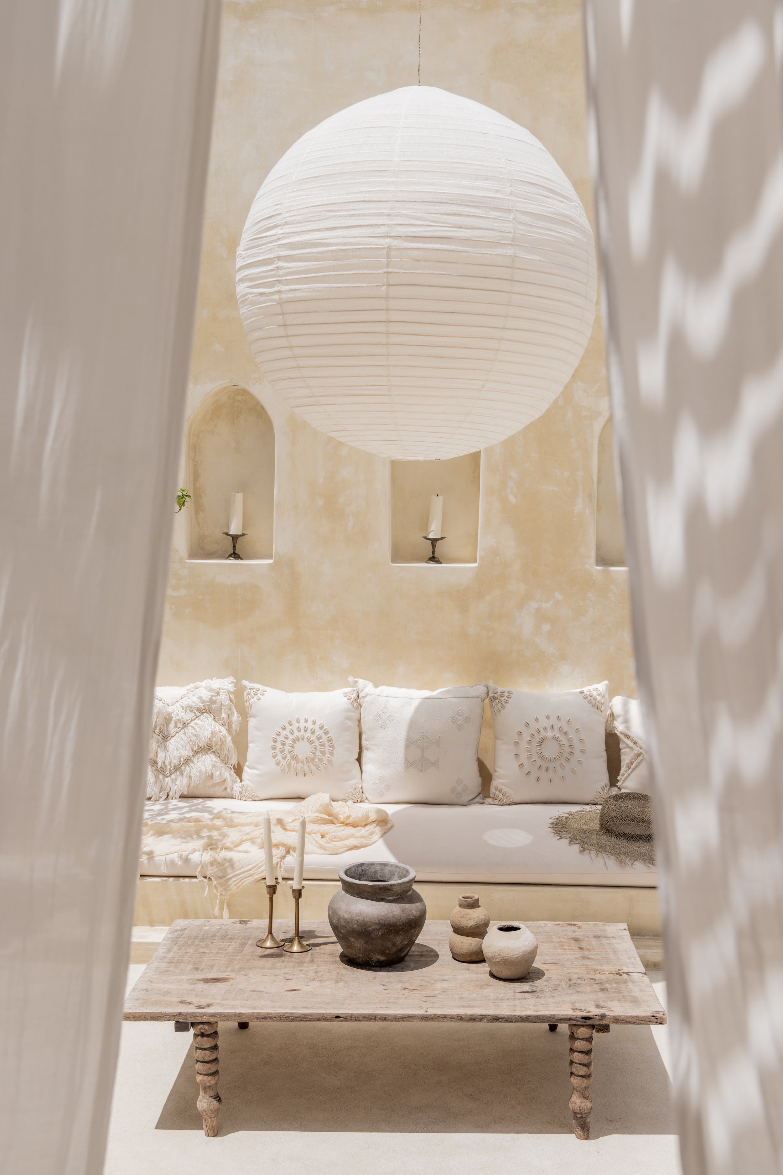 אהיל פשתן לבן בעבודת יד מבאלי