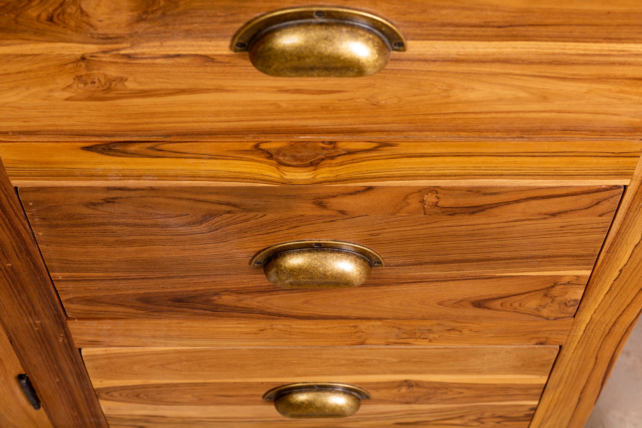 שידת רחצה מעץ טיק 120 ס"מ