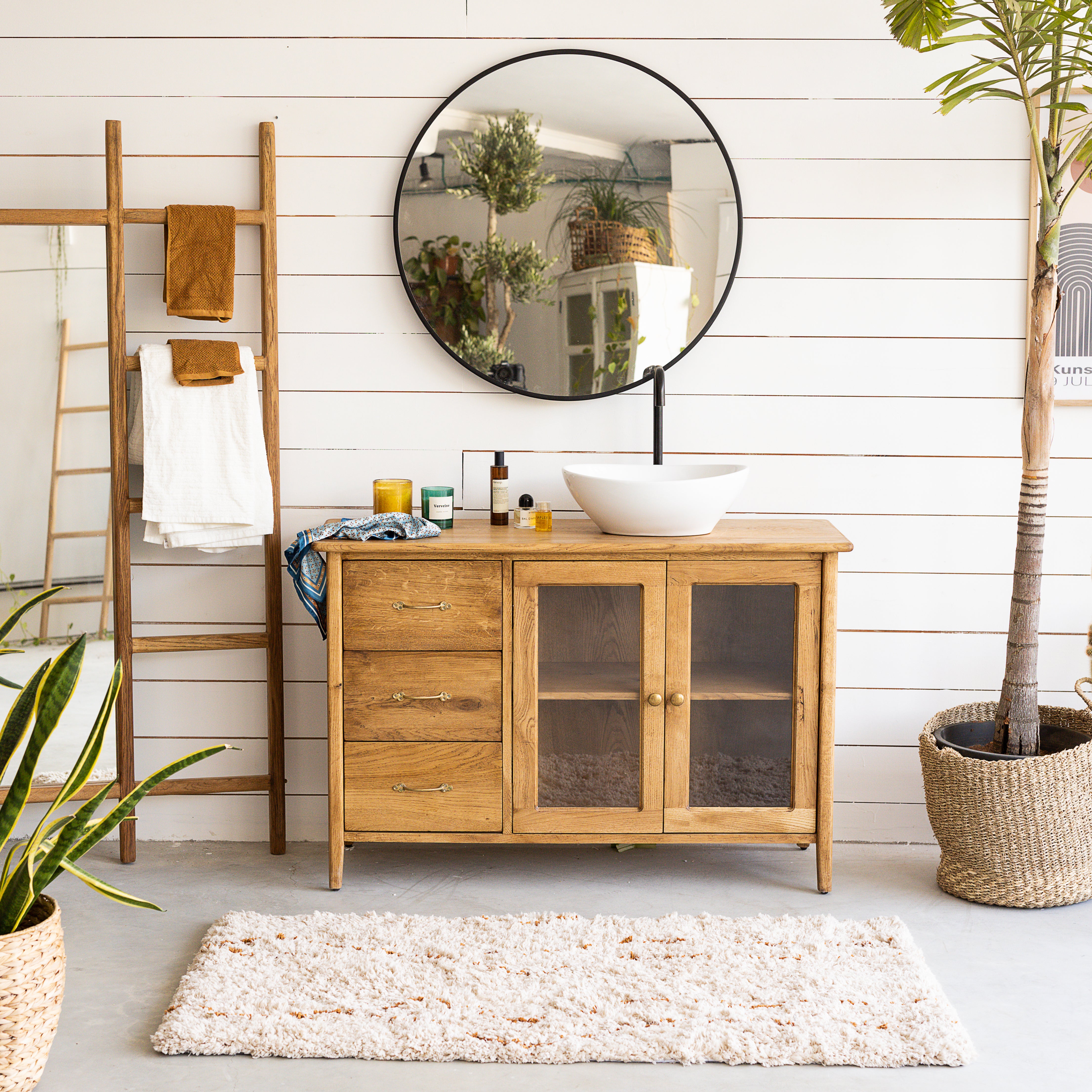 שידת רחצה מעץ אלון דגם 2 דלתות 3 מגירות