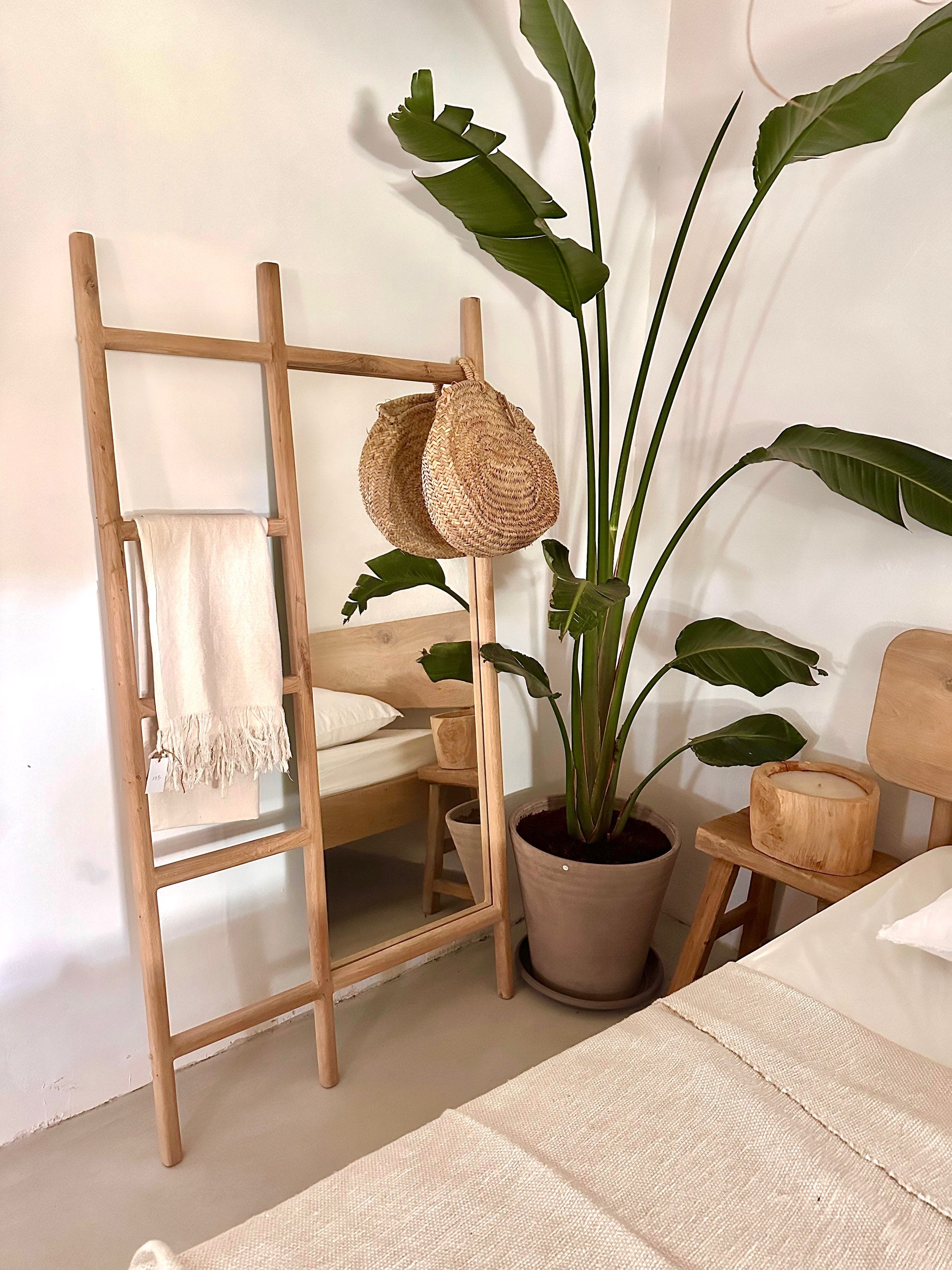 מראה סולם מעץ אלון