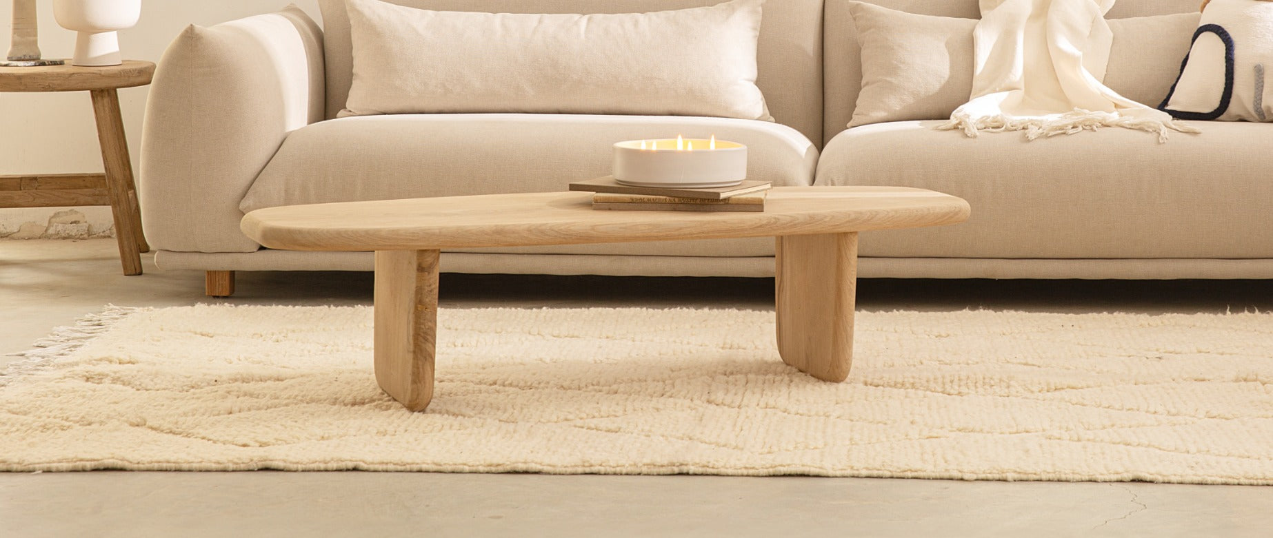 השולחן היפני