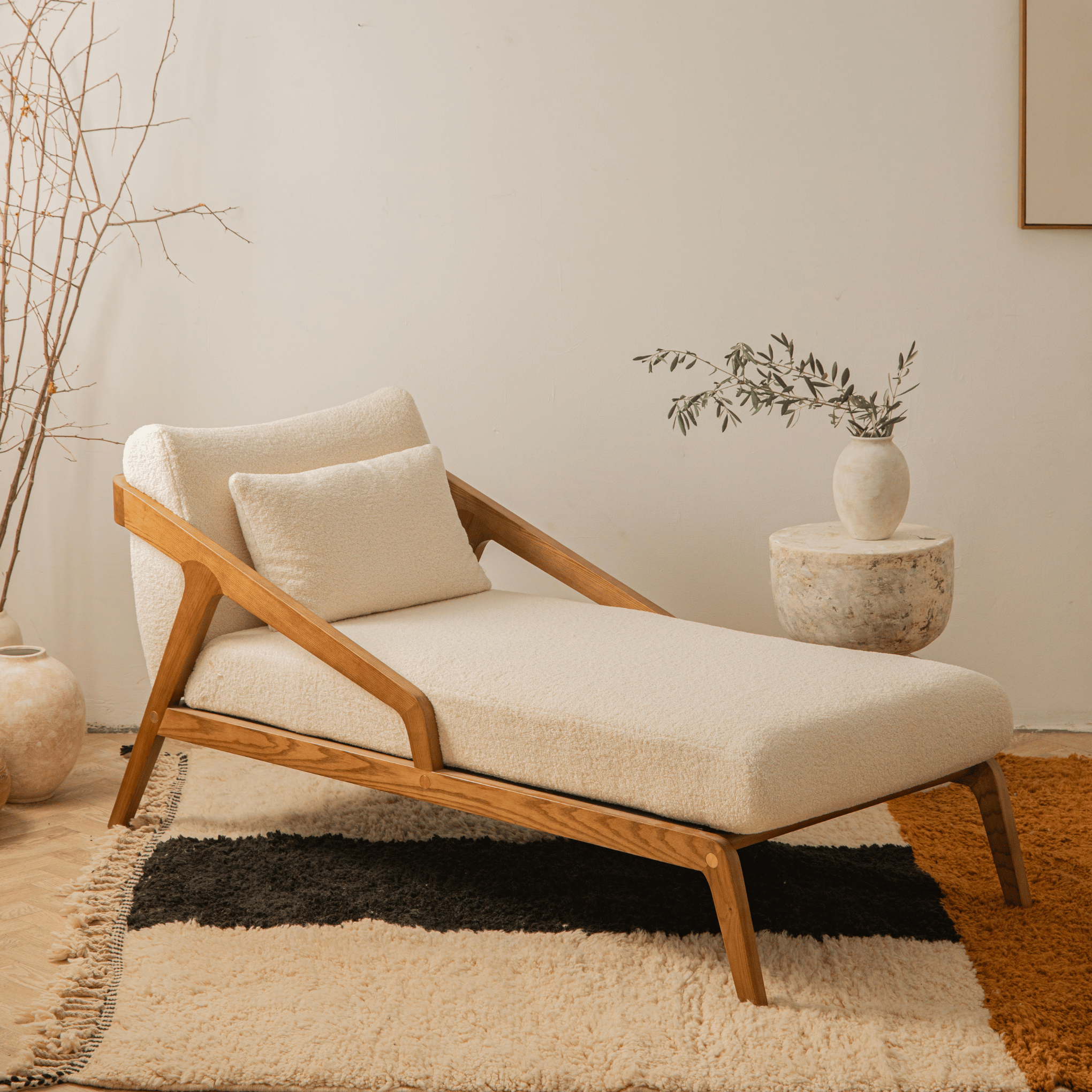 כורסאת לאונג' אגוז