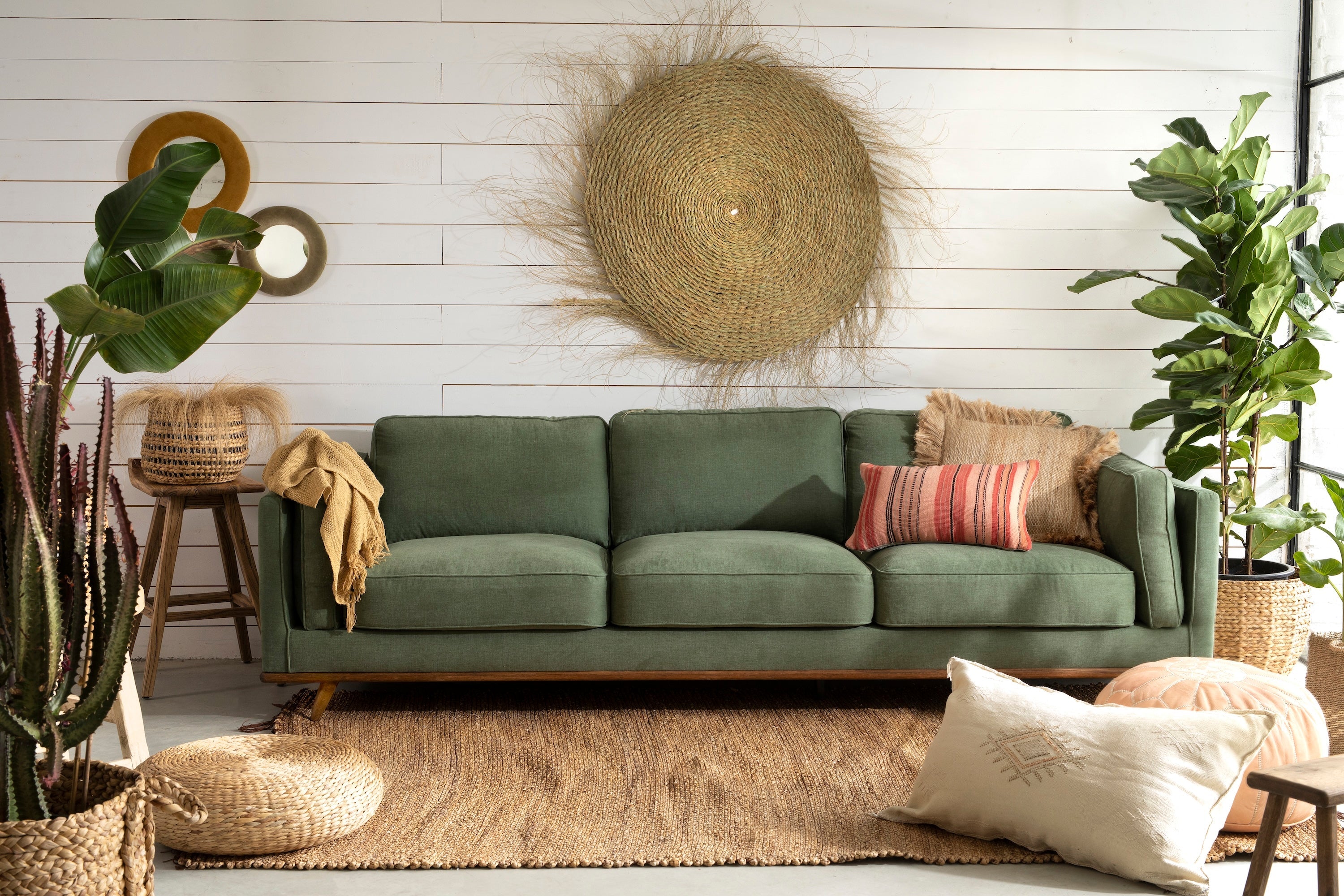 ספות - תומיק חפצים רהיטים מיוחדים