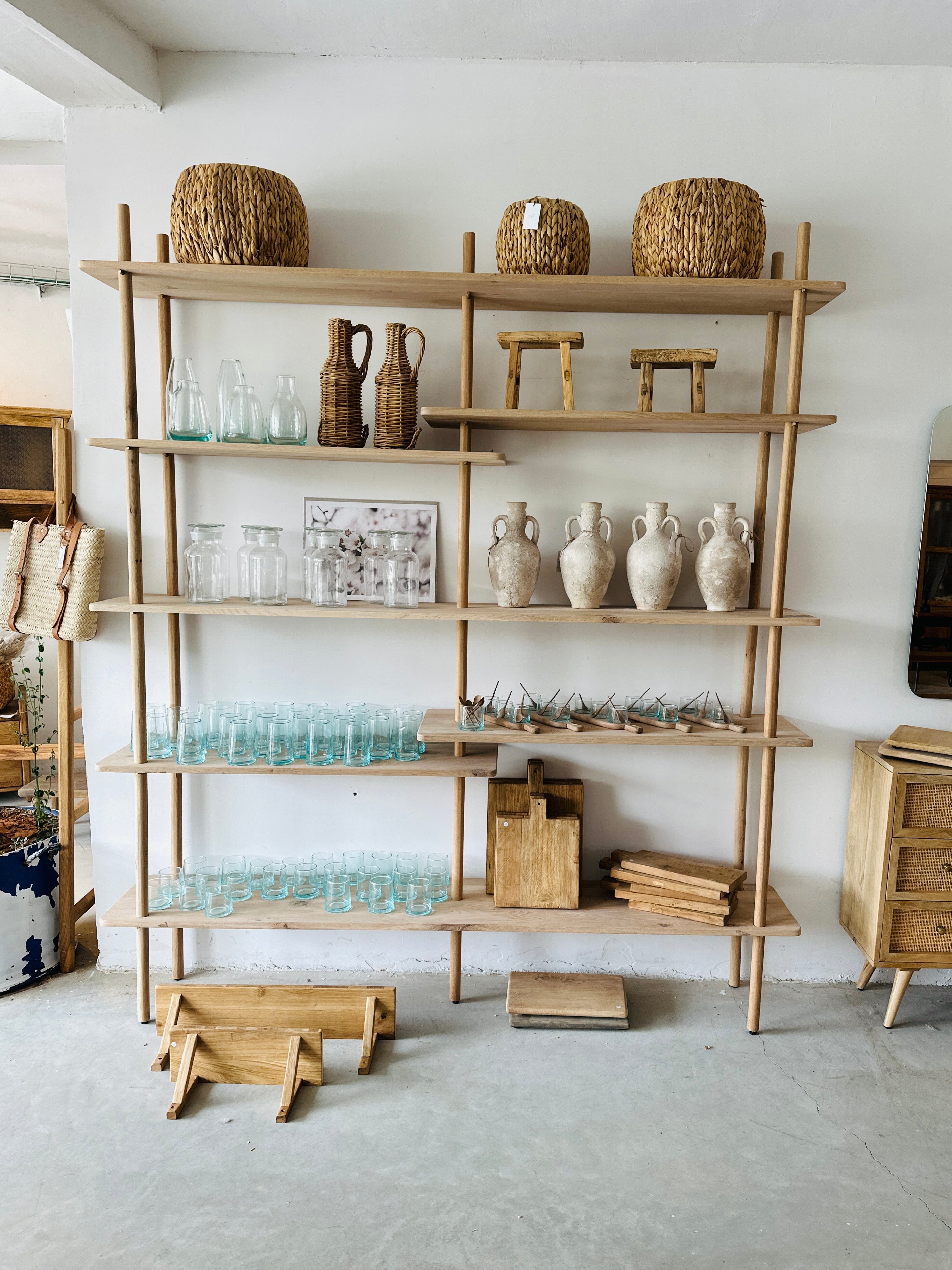 ספריית מדפים עץ מלא