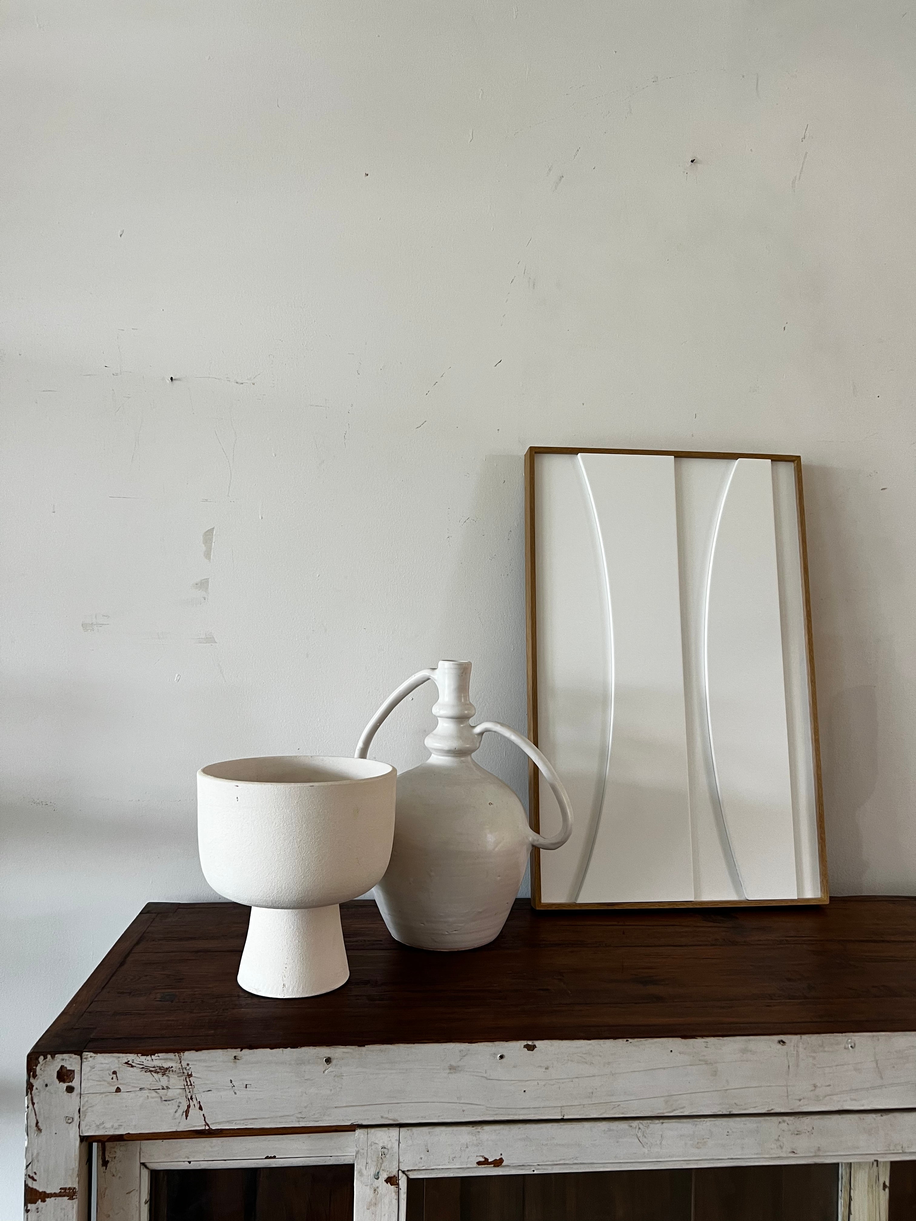 ויטרינה  ענתיק לבנה דלתות הזזה זכוכית