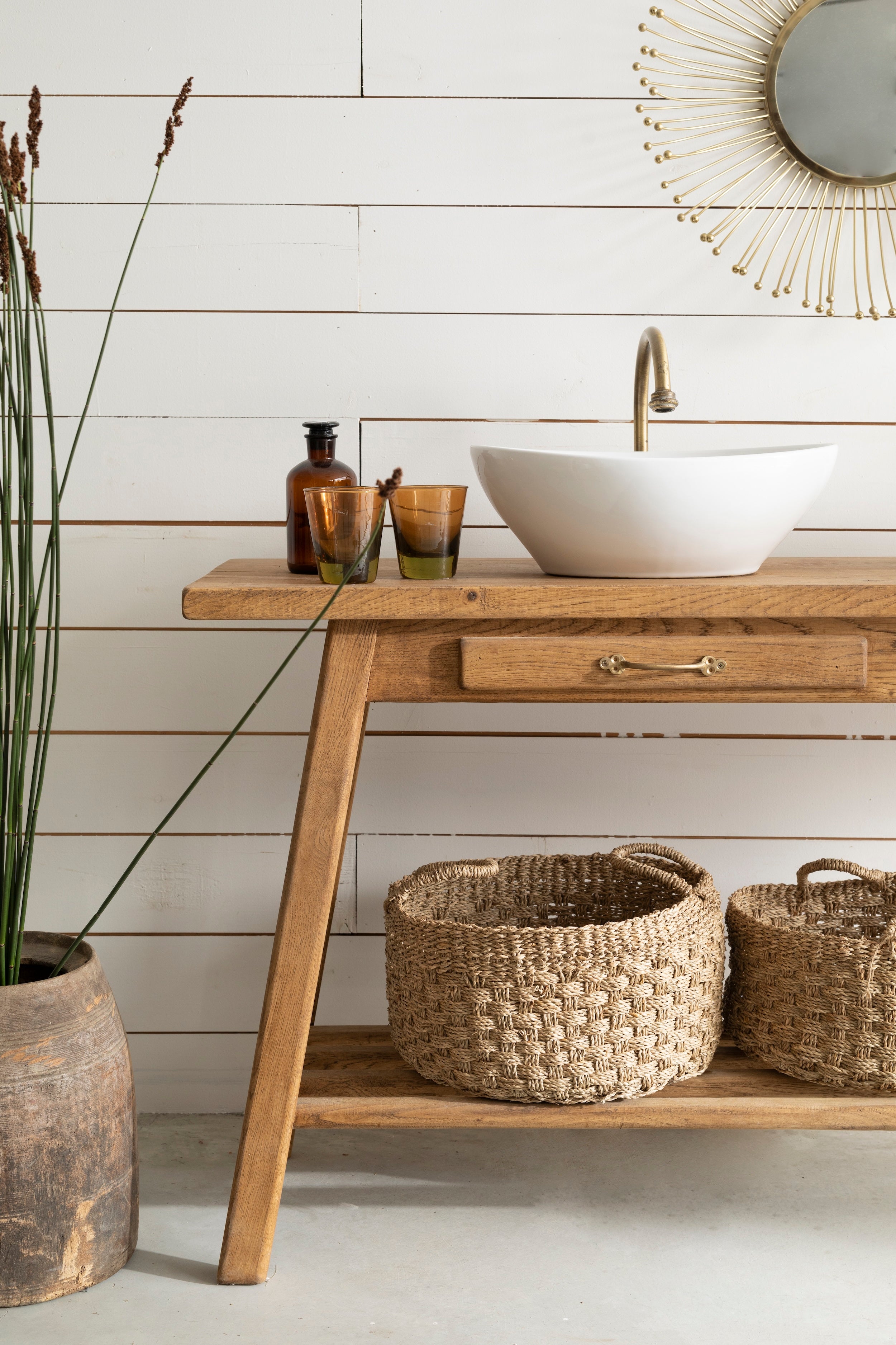 קונסלה לחדר רחצה