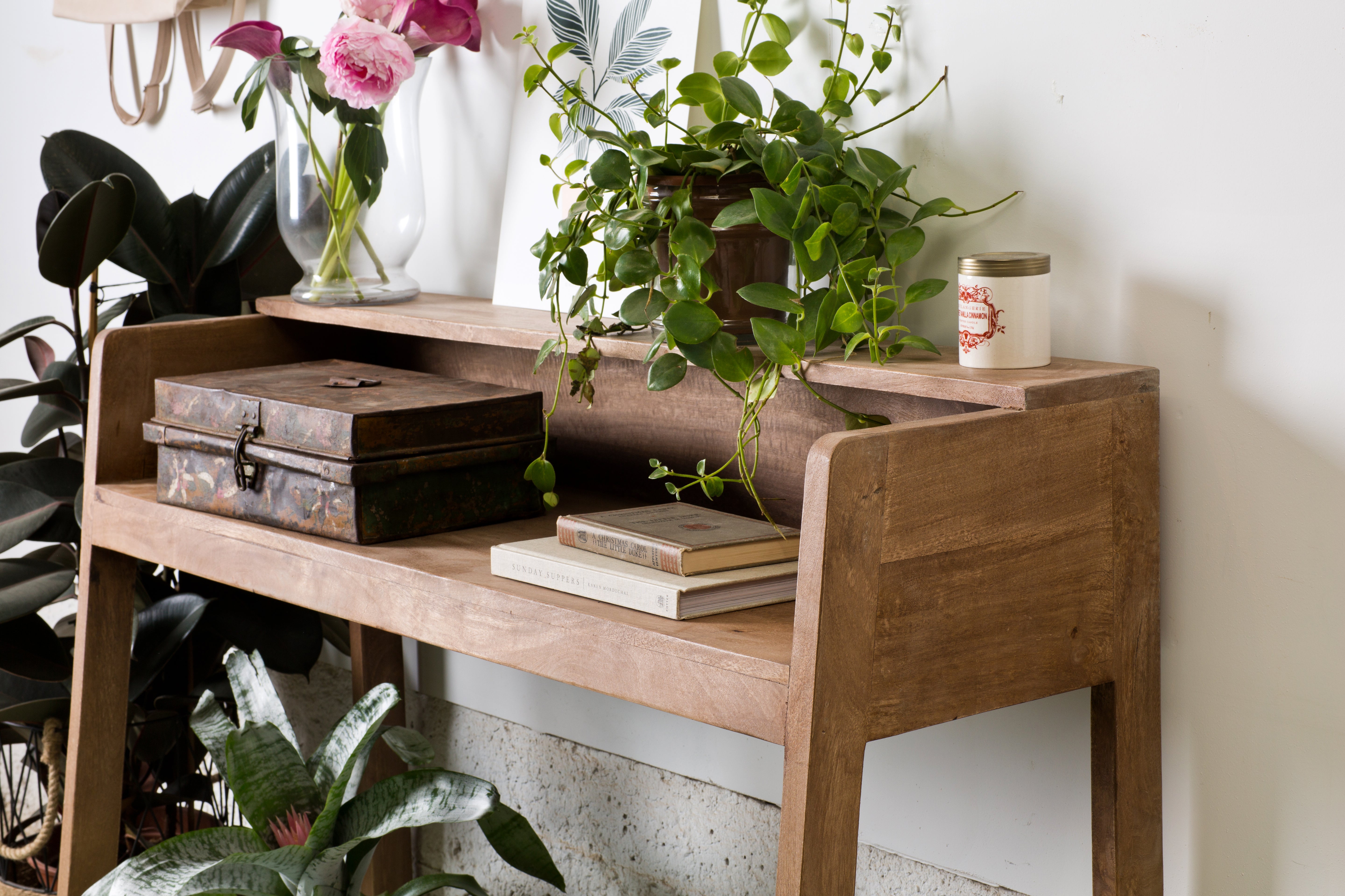 קונסולת מכתבה