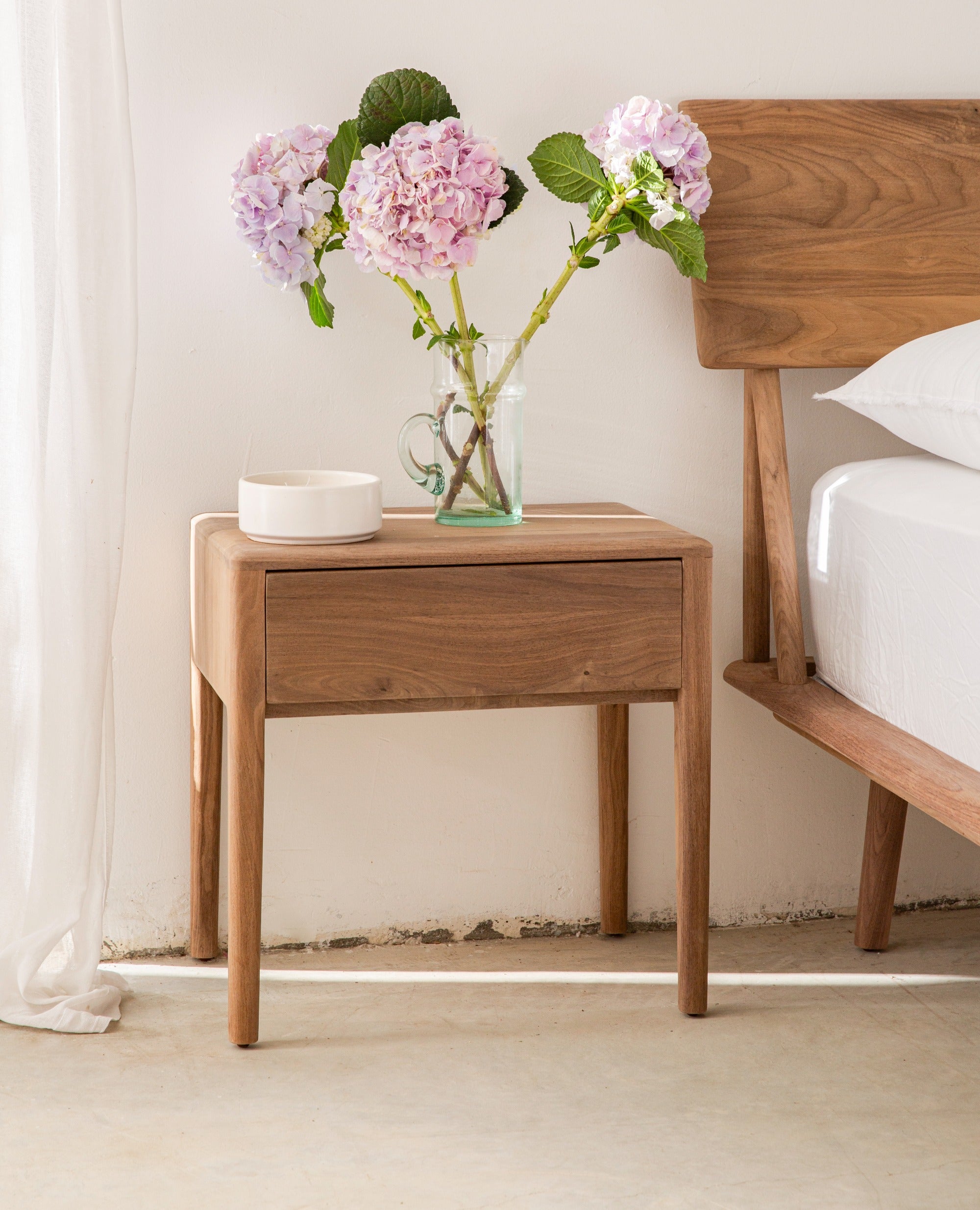 שידת צד דגם אגוז