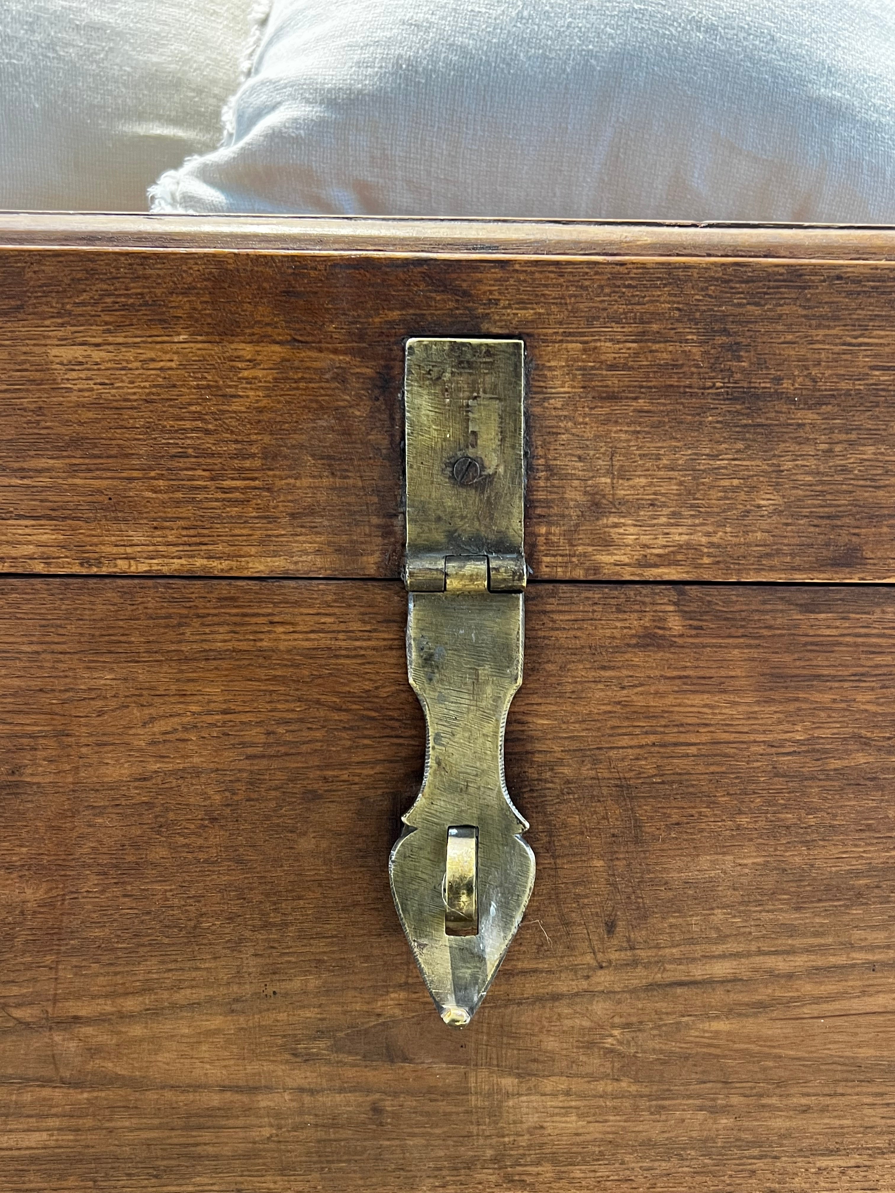 ארגז ענתיק יחודיone of kind