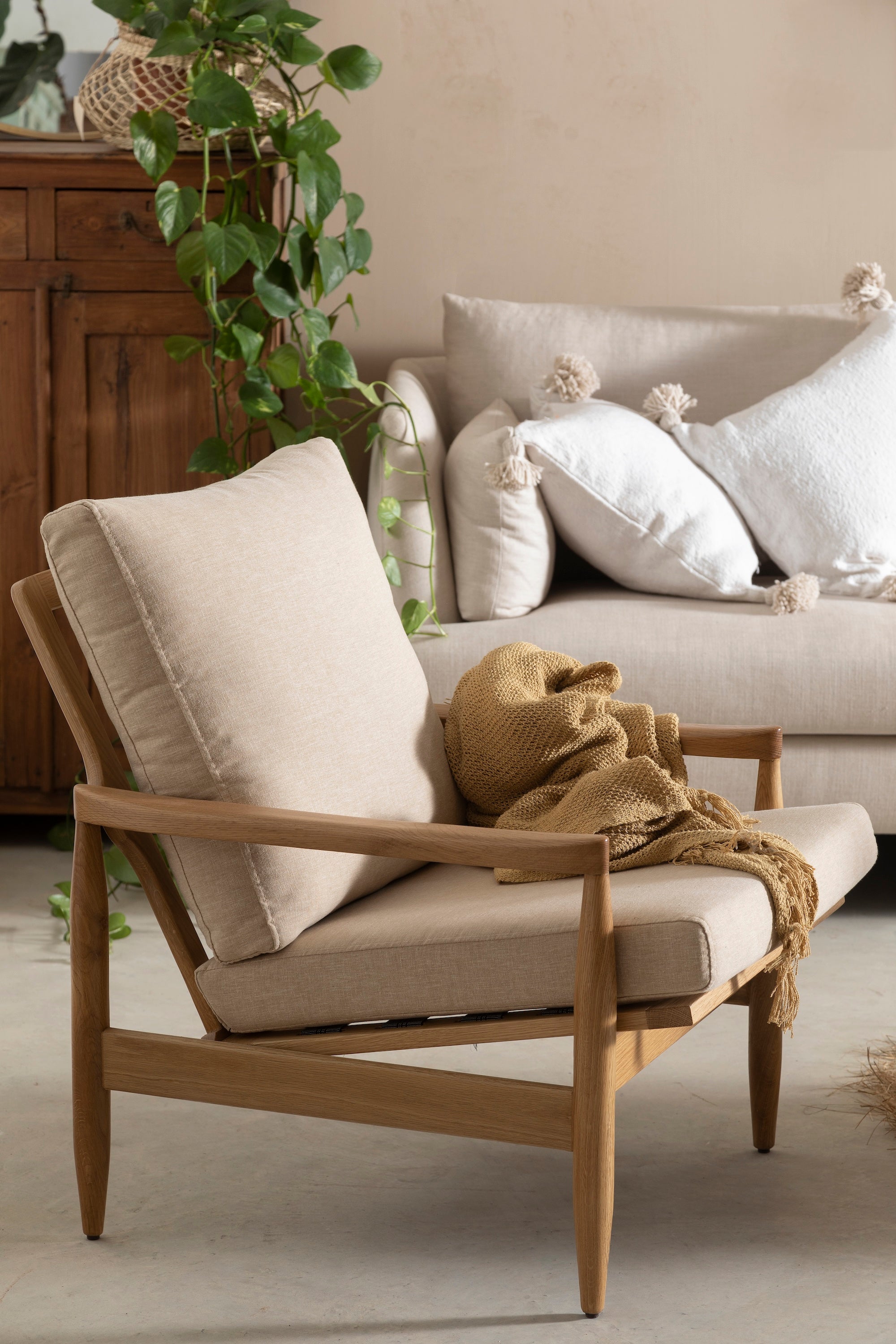 כורסא לוקאס