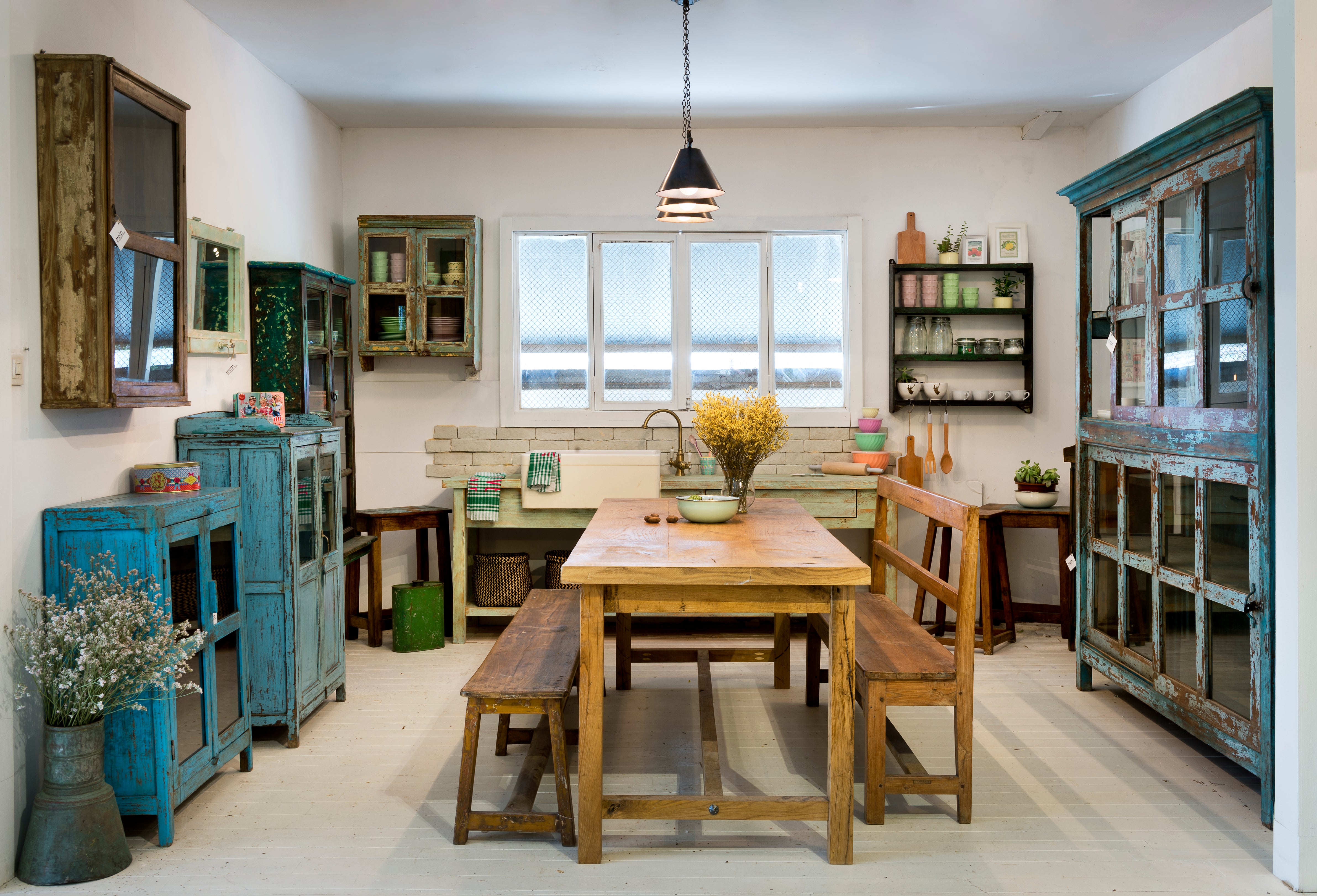 שולחן אוכל מעץ אלון מיושן