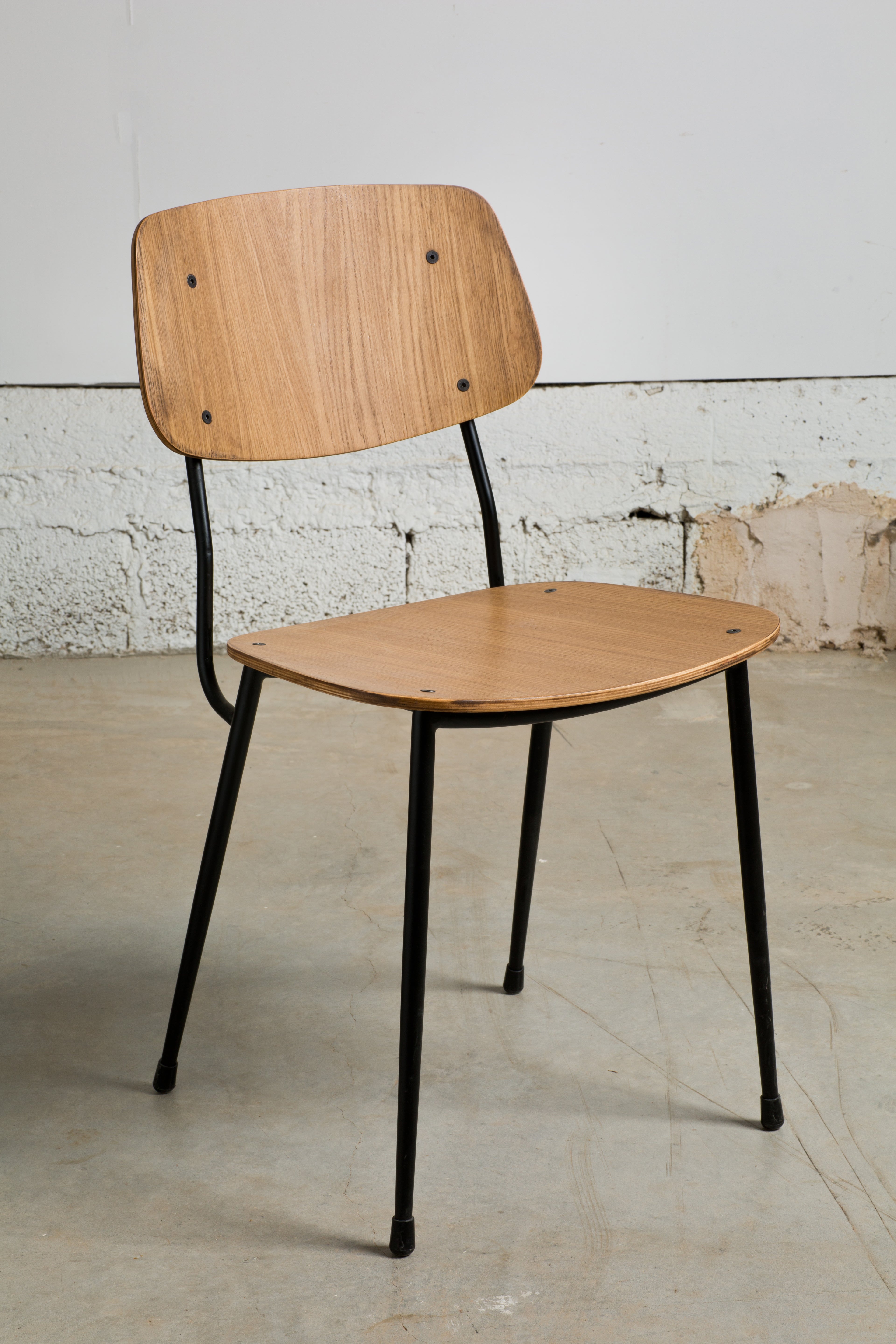 כסא תלמיד (מתצוגה)