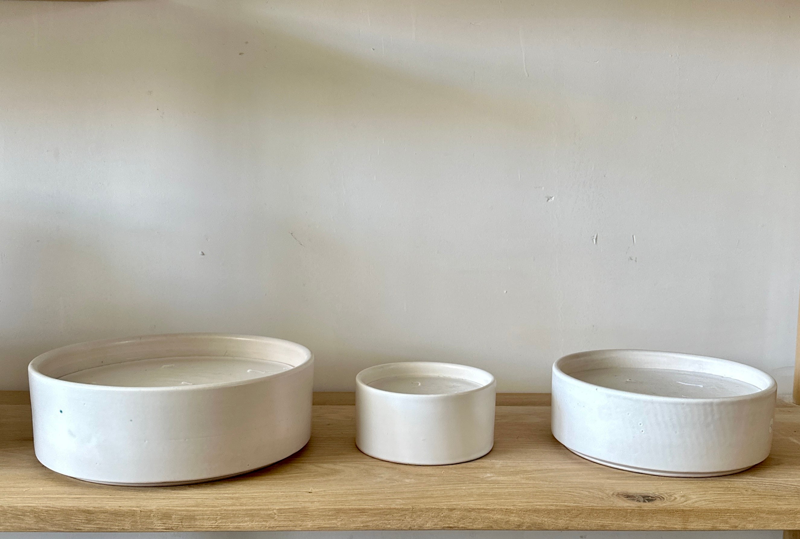 נרות ריחניים בצלחת חרס